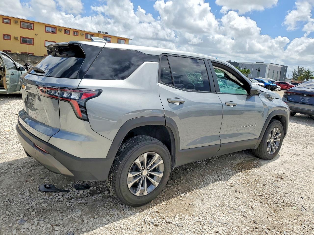 2026 Chevrolet Equinox Lt - Фото 3