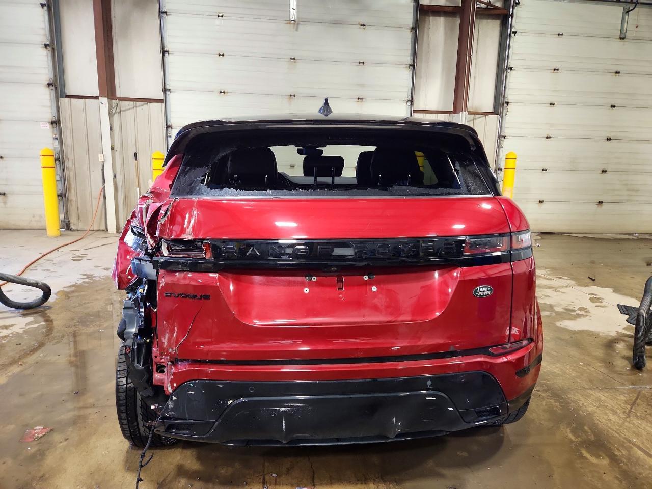 2021 Land Rover Range Rover Evoque R-Dynamic S - Фото 6