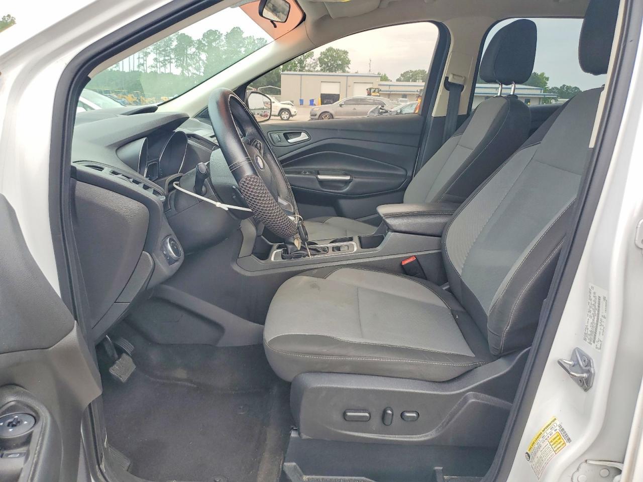 2017 Ford Escape Se - Фото 7