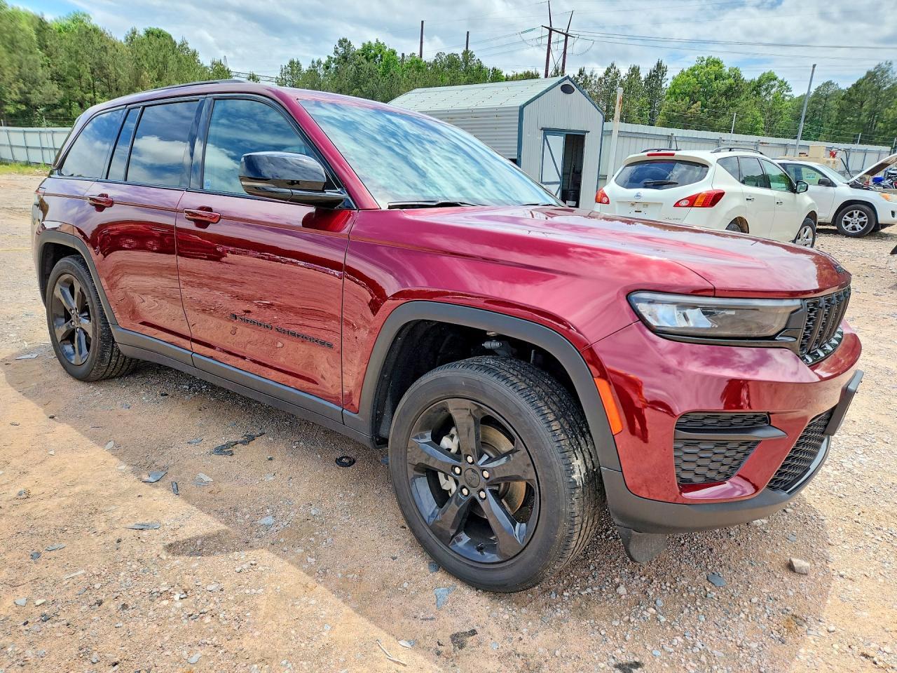 2023 Jeep Grand Cherokee Laredo - Фото 4