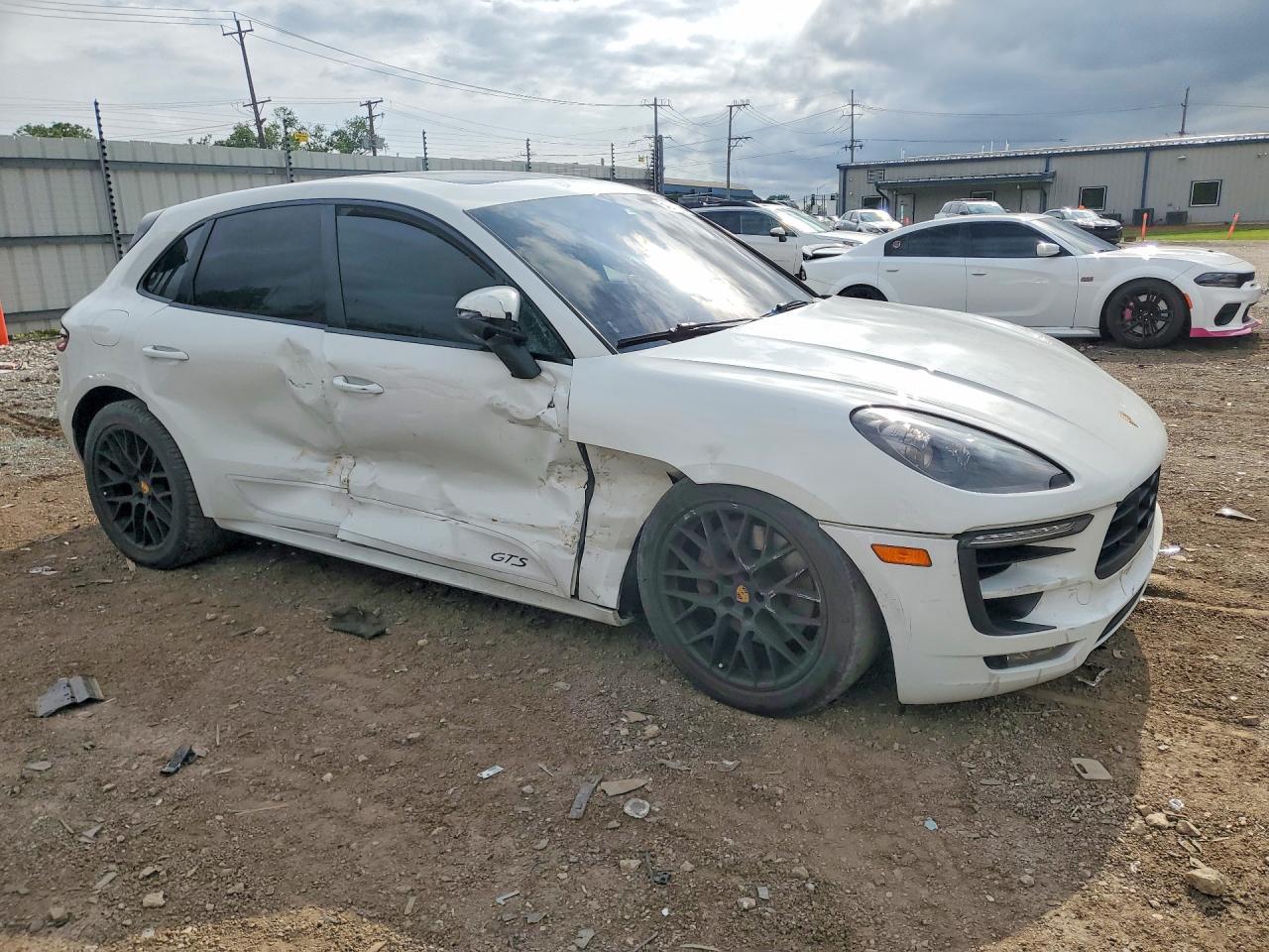 2018 Porsche Macan Gts - Image 4