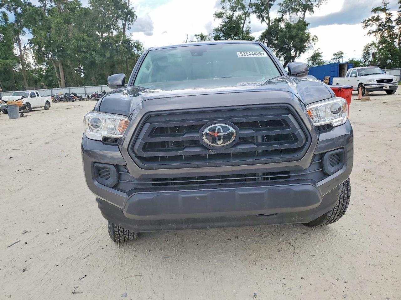2022 Toyota Tacoma Sr V6 - Image 5