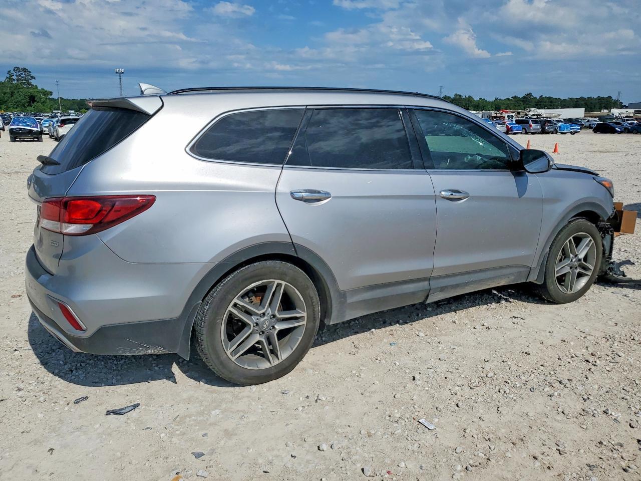2017 Hyundai Santa Fe Se Ultimate - Фото 3