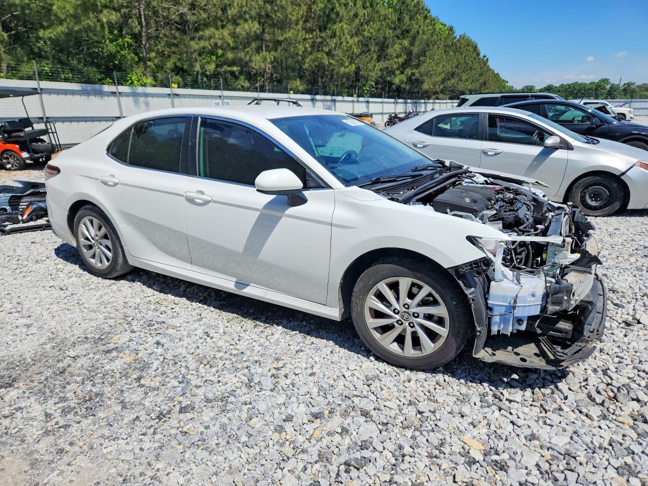 2022 Toyota Camry Le - Image 4