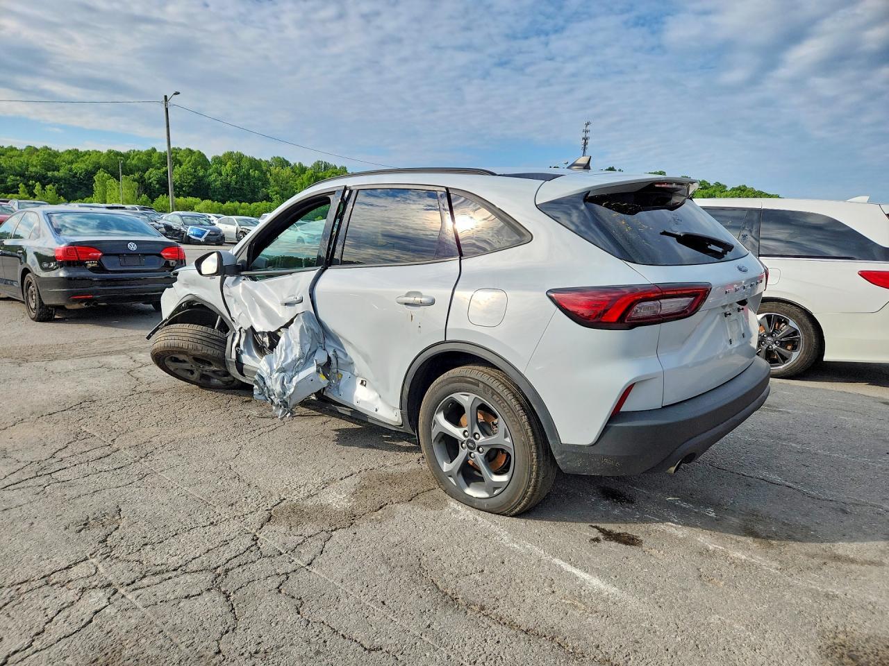 2025 Ford Escape St Line Select - Image 2