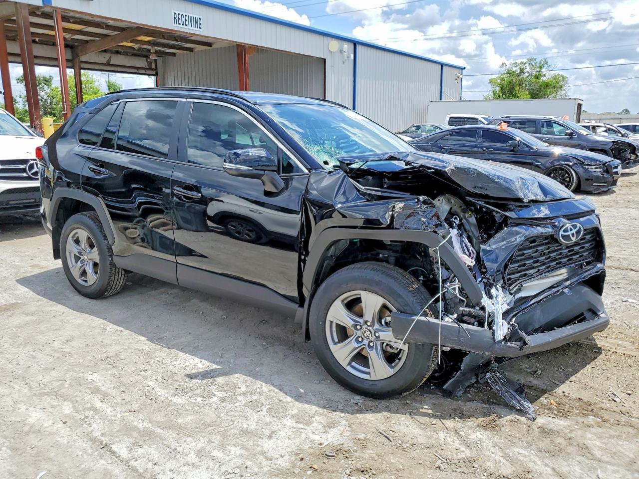 2025 Toyota Rav4 Xle - Фото 4