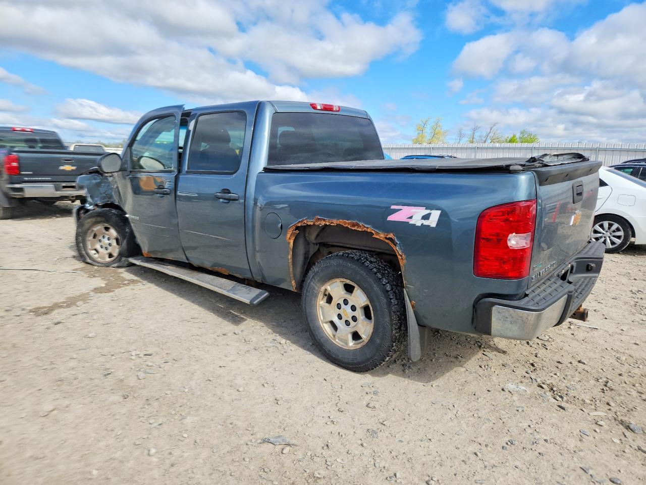 2011 Chevrolet Silverado K1500 Lt - Фото 2