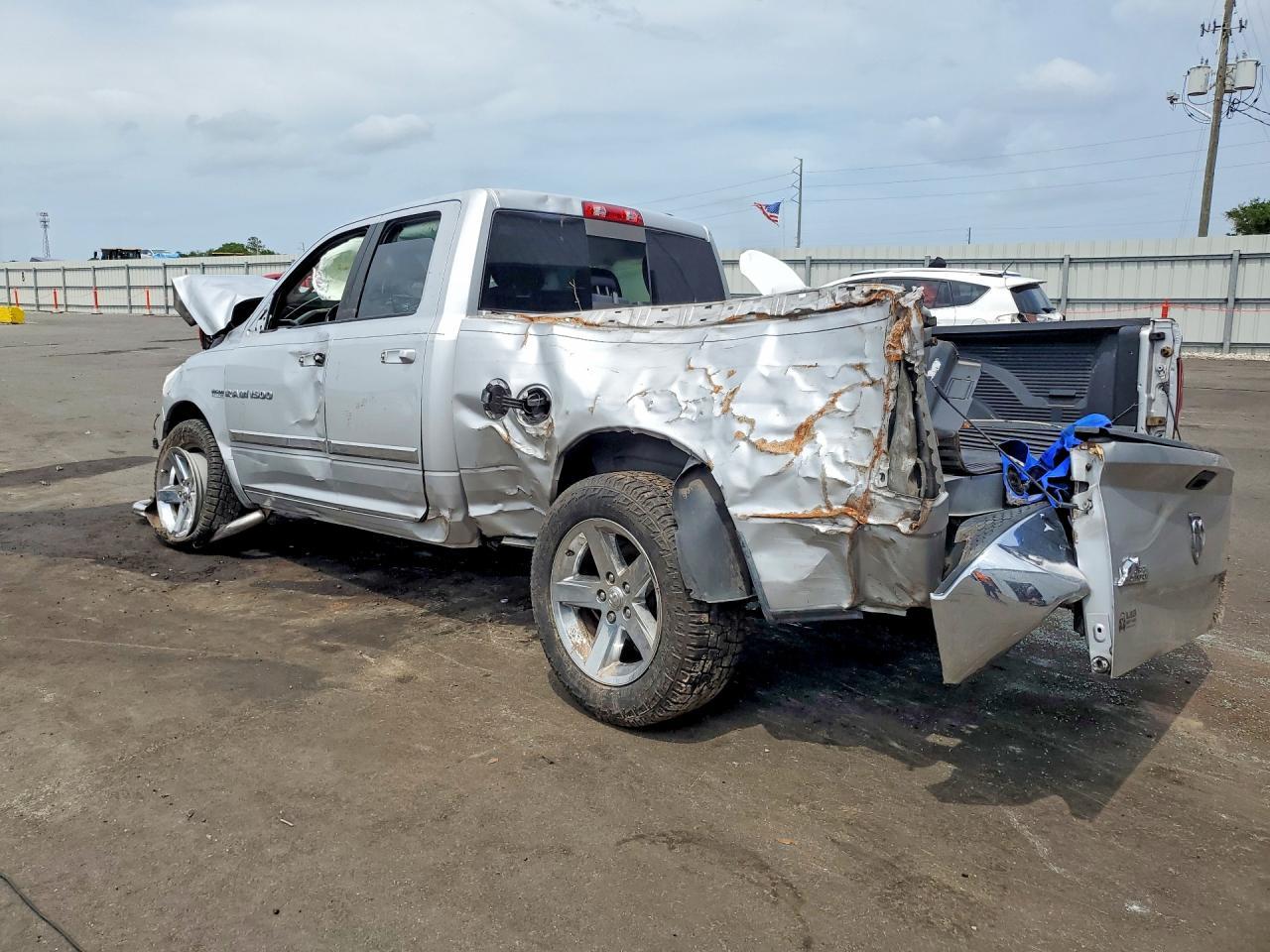 2012 Dodge Ram 1500 Slt - Фото 2