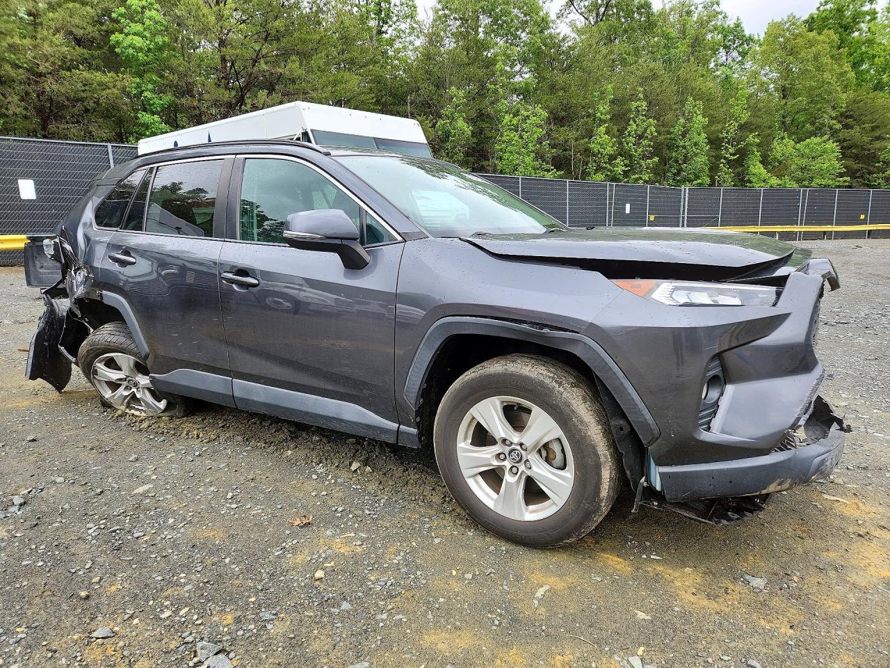 2020 Toyota Rav4 Xle - Image 4
