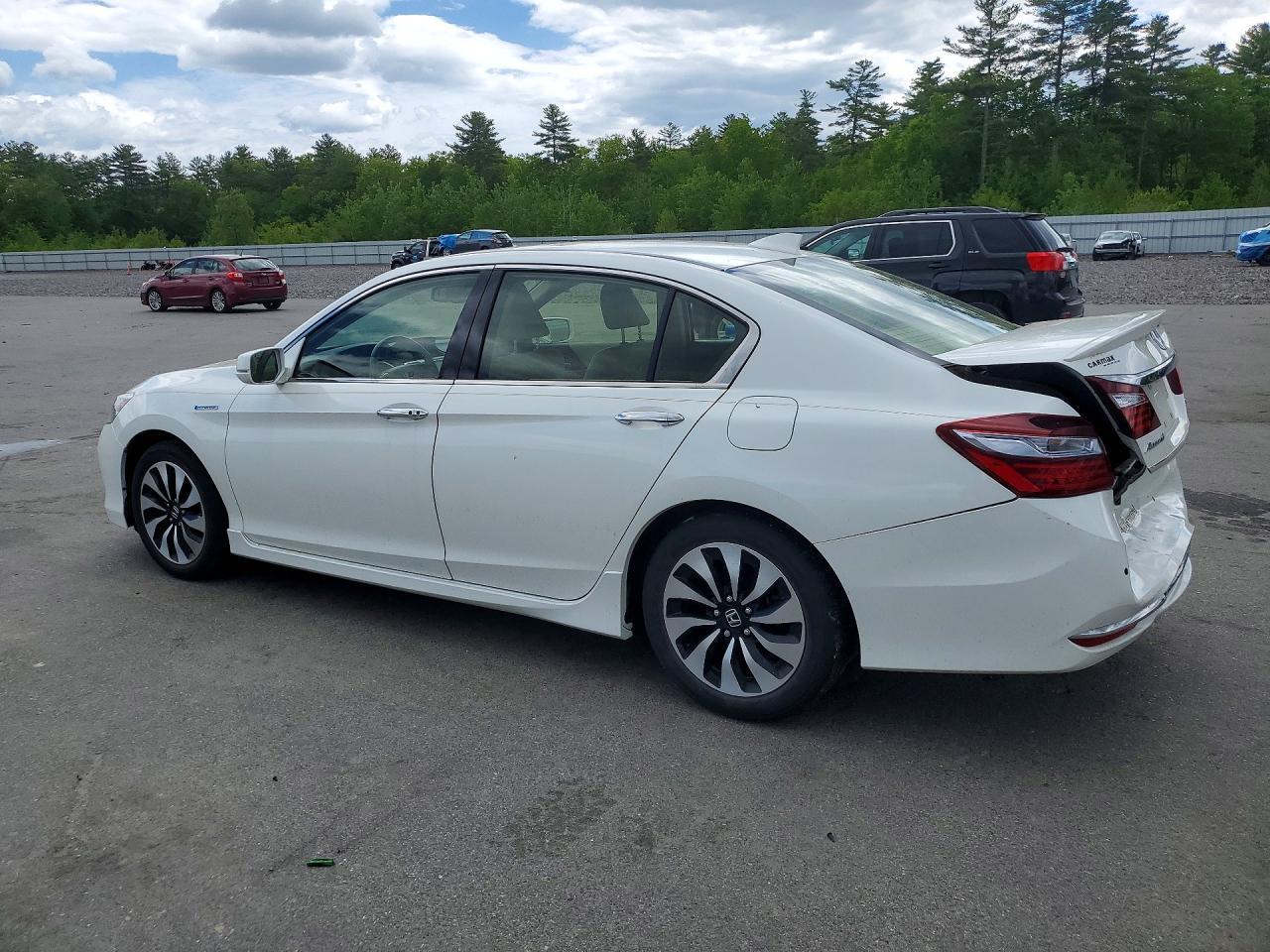 2017 Honda Accord Touring Hybrid - Фото 2