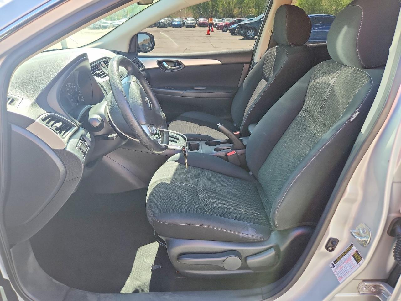 2017 Nissan Sentra S - Image 7