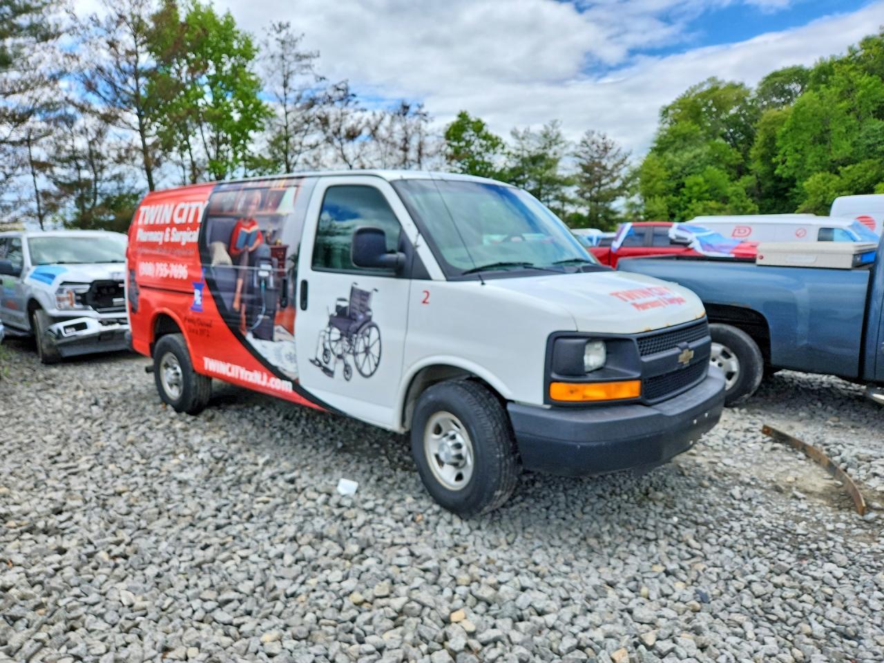 2016 Chevrolet Express G2500 - Фото 4