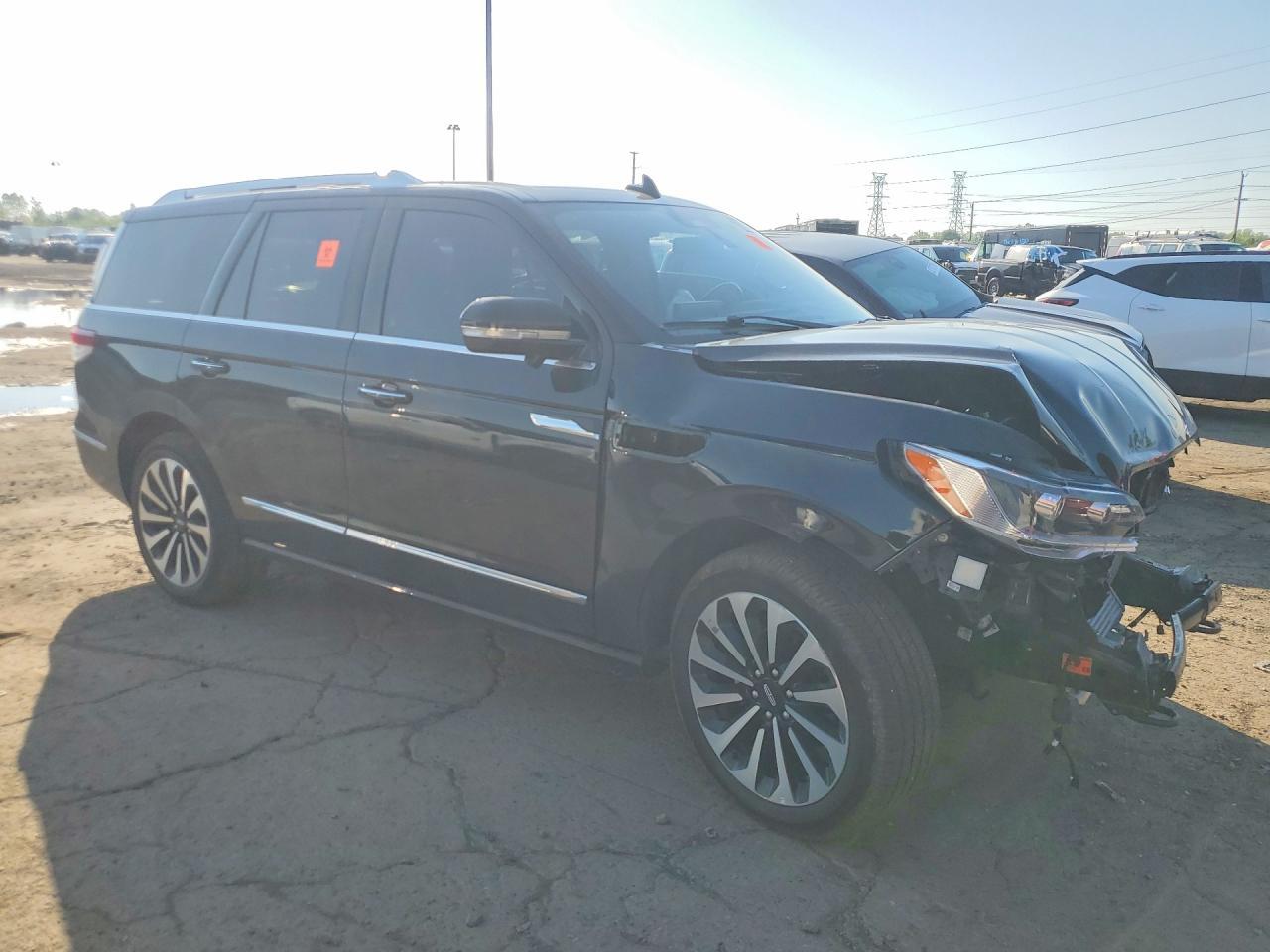 2023 Lincoln Navigator Reserve - Фото 4