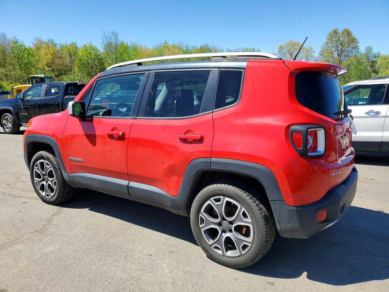 2015 Jeep Renegade Limited - Image 2