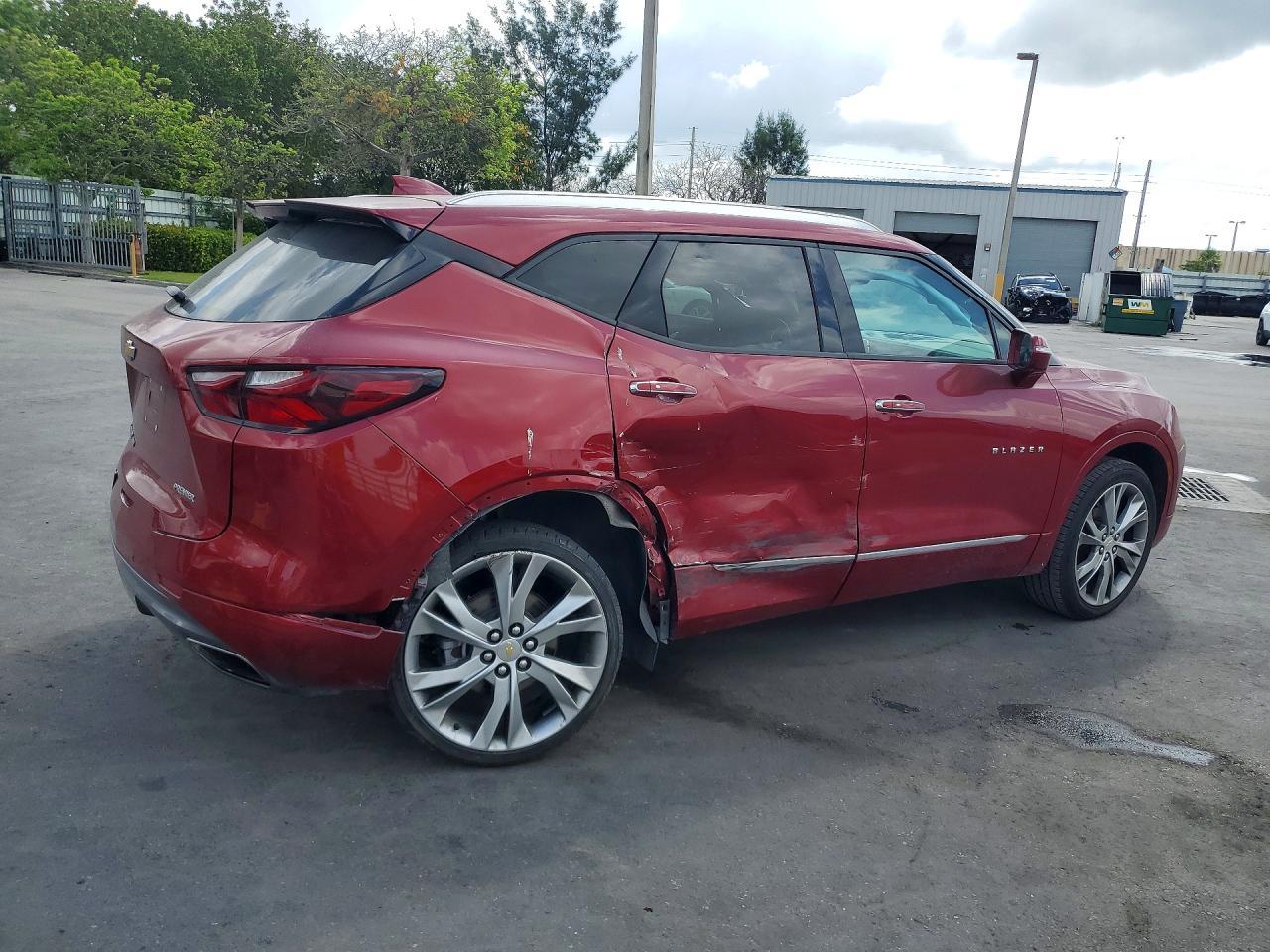 2019 Chevrolet Blazer Premier - Image 3