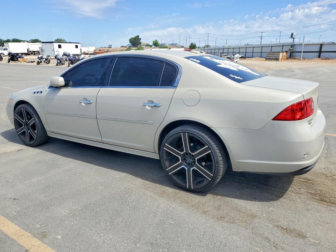 2011 Buick Lucerne Cx - Фото 2