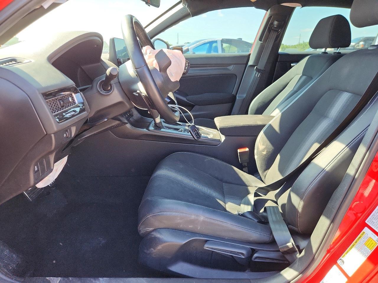 2025 Honda Civic Sport - Image 7