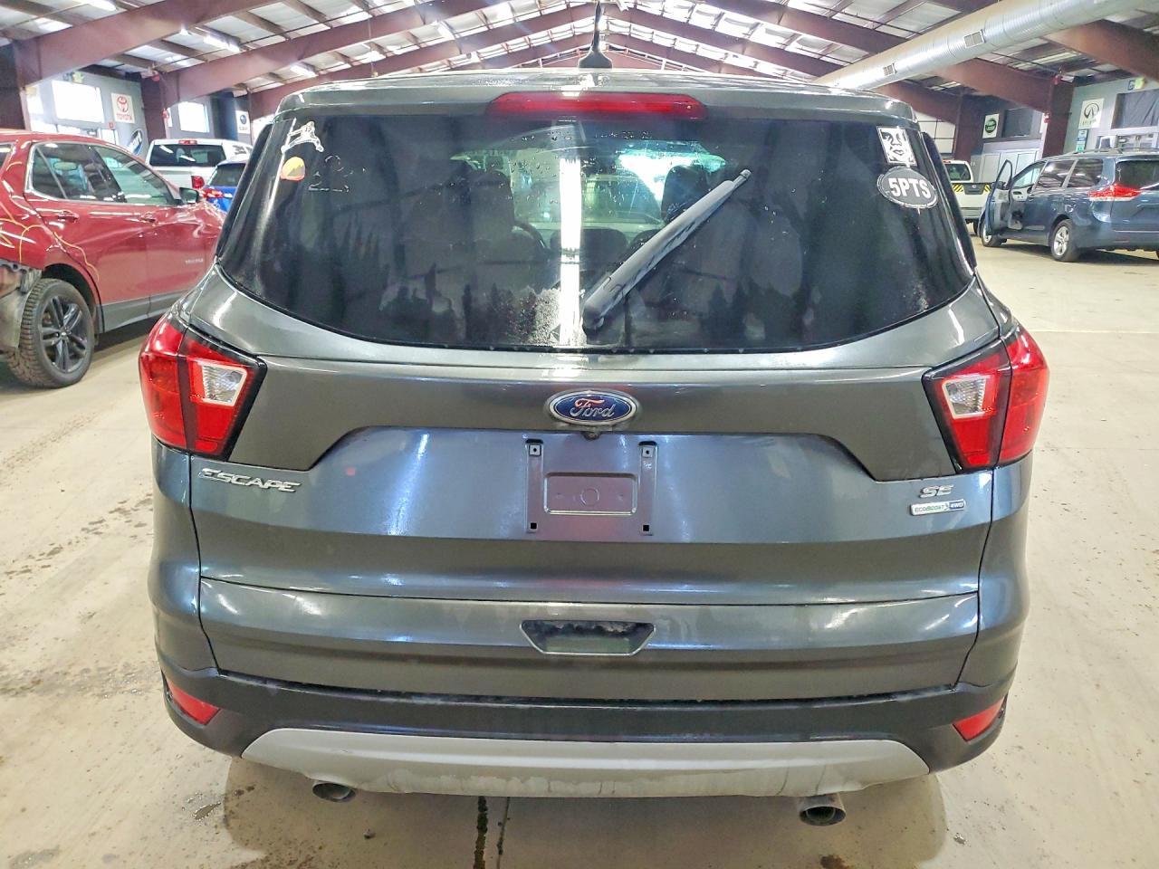 2019 Ford Escape Se - Фото 6