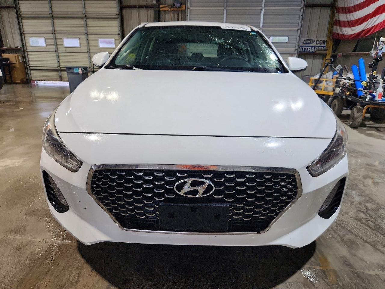 2018 Hyundai Elantra - Фото 5