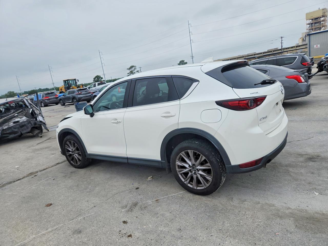 2019 Mazda Cx-5 Grand Touring - Фото 2