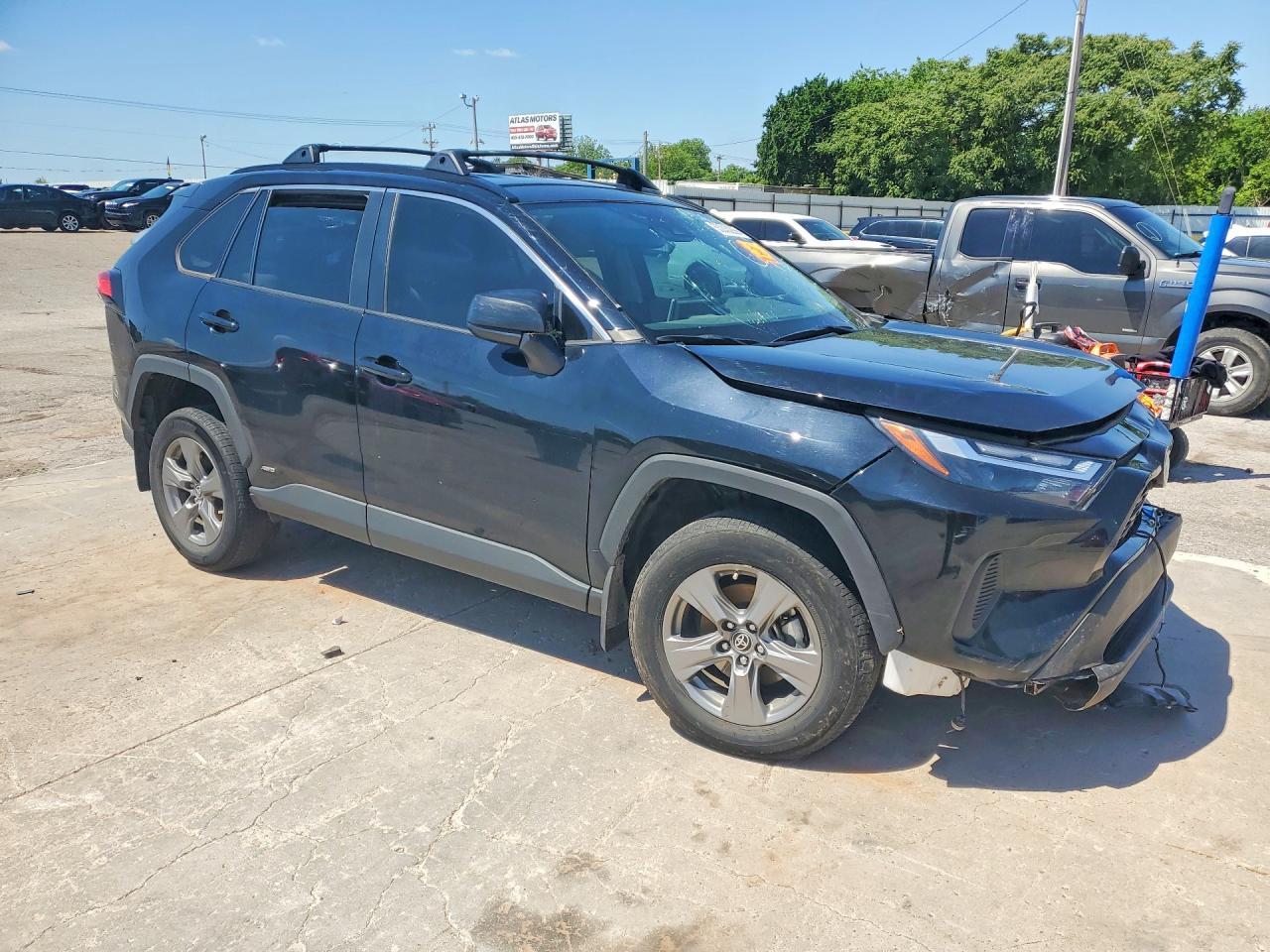2024 Toyota Rav4 Le - Фото 4