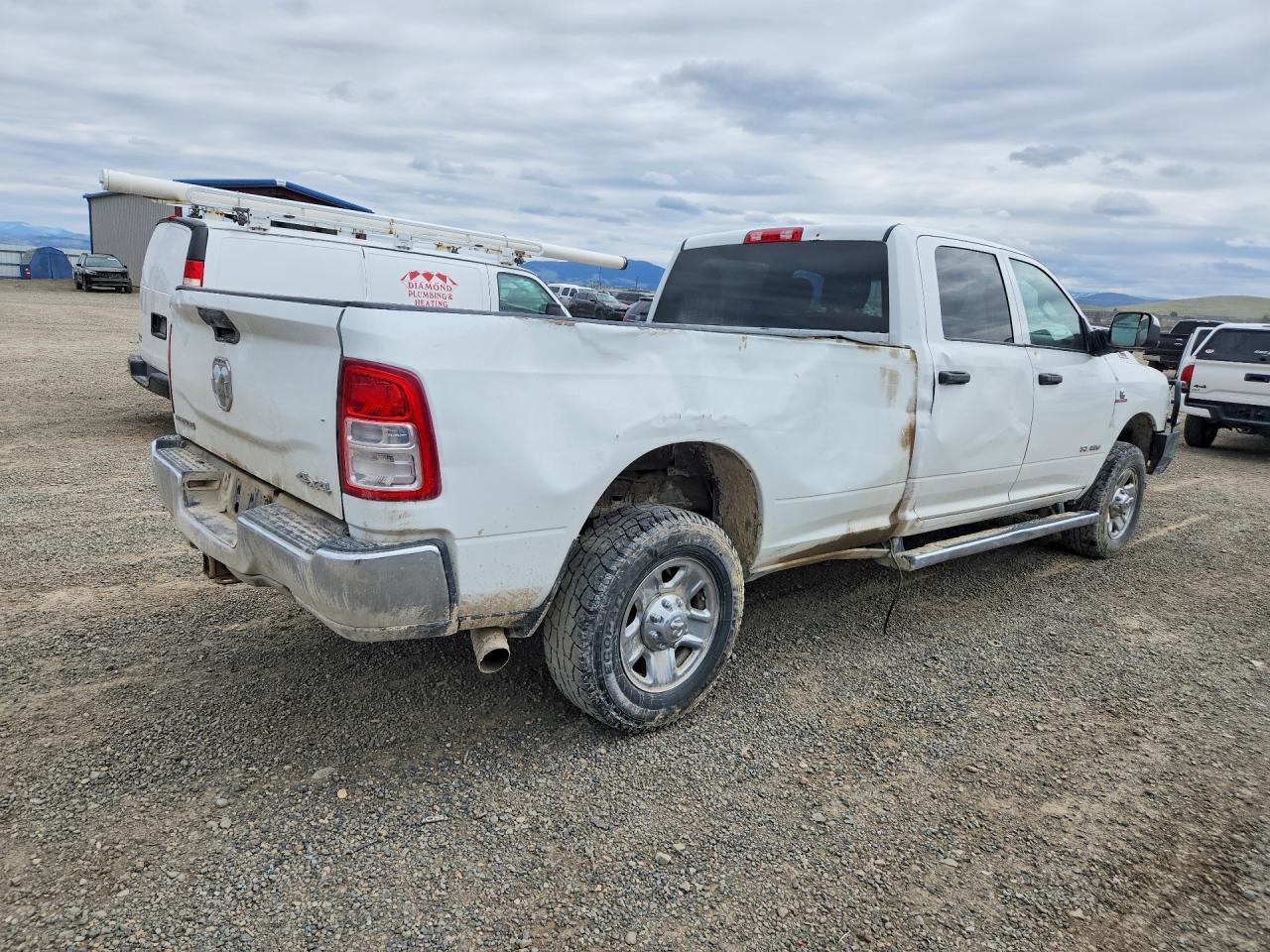 2022 Ram 2500 Tradesman - Фото 3