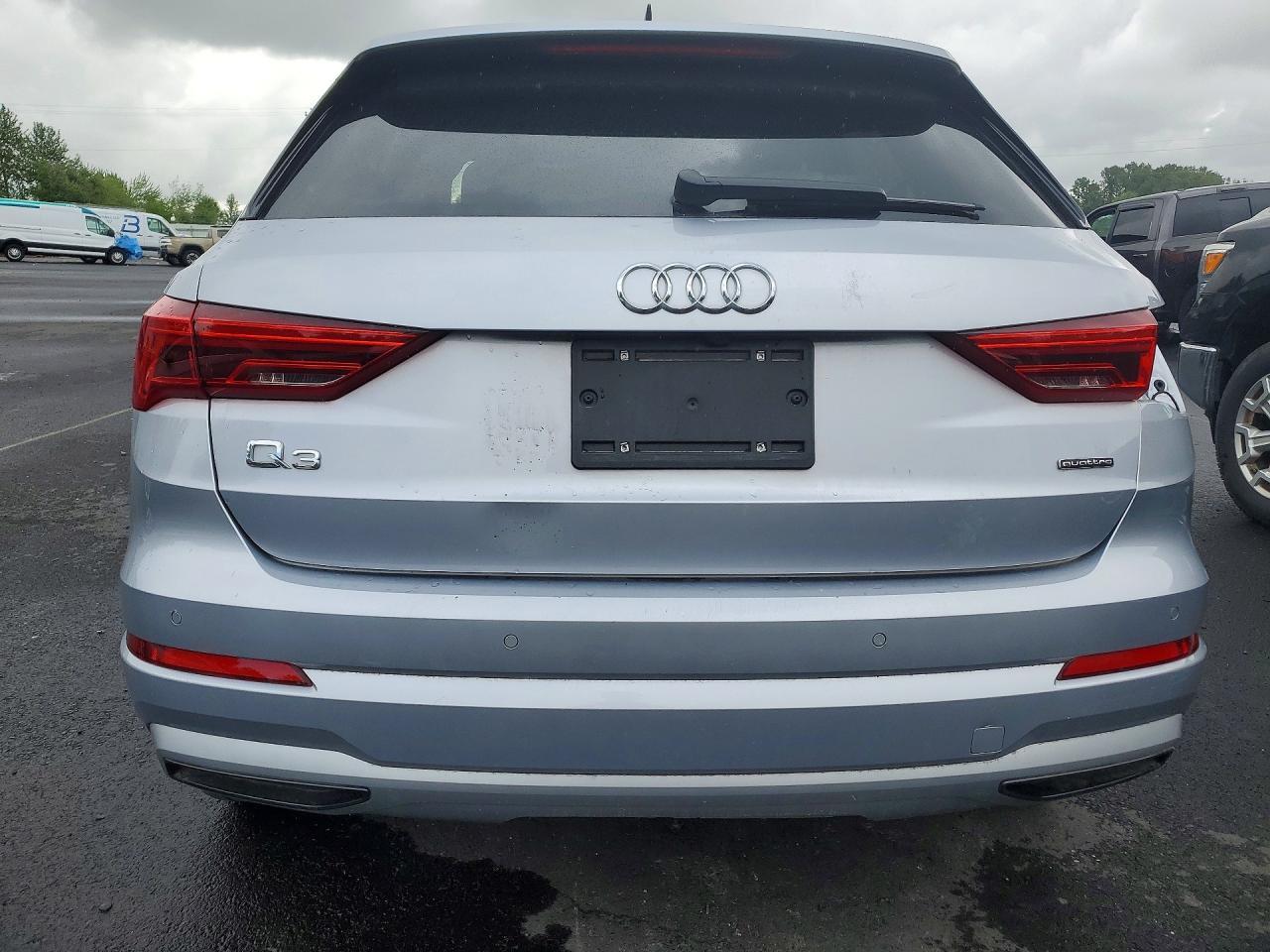 2020 Audi Q3 Premium Plus - Фото 6