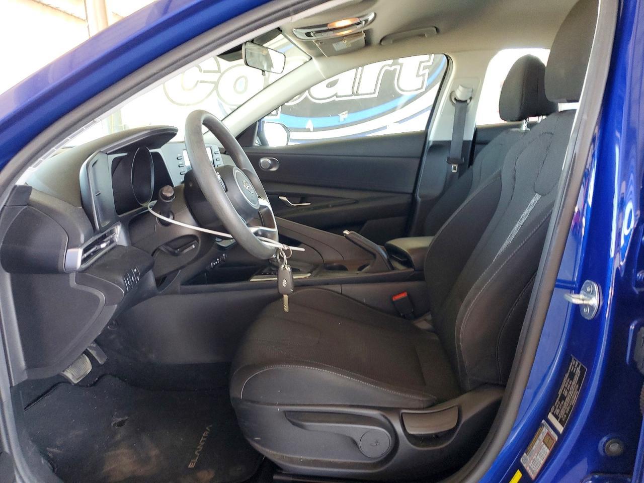 2022 Hyundai Elantra Se - Фото 7