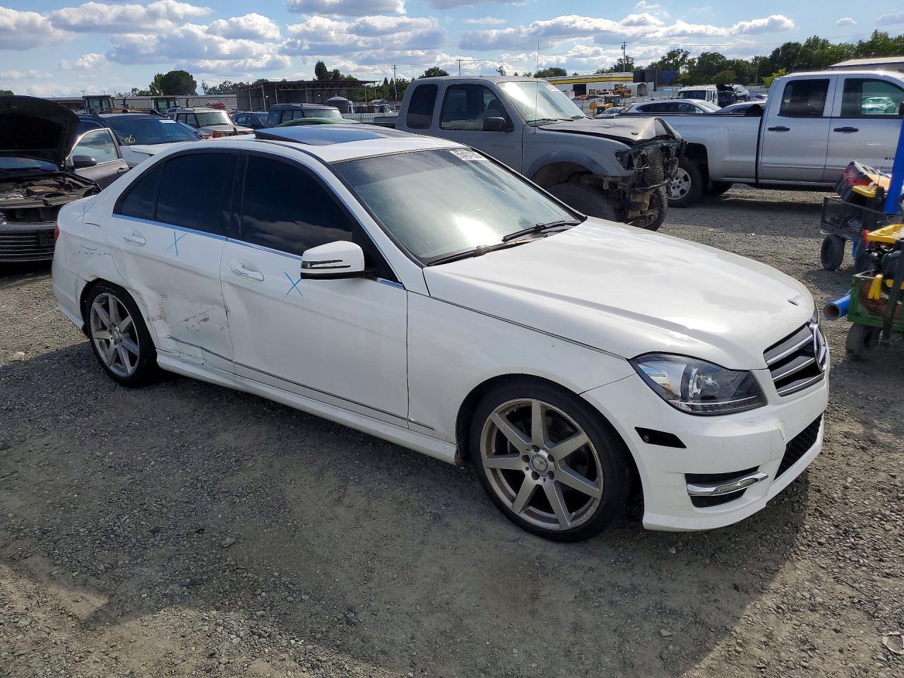 2014 Mercedes-Benz C 250 - Фото 4