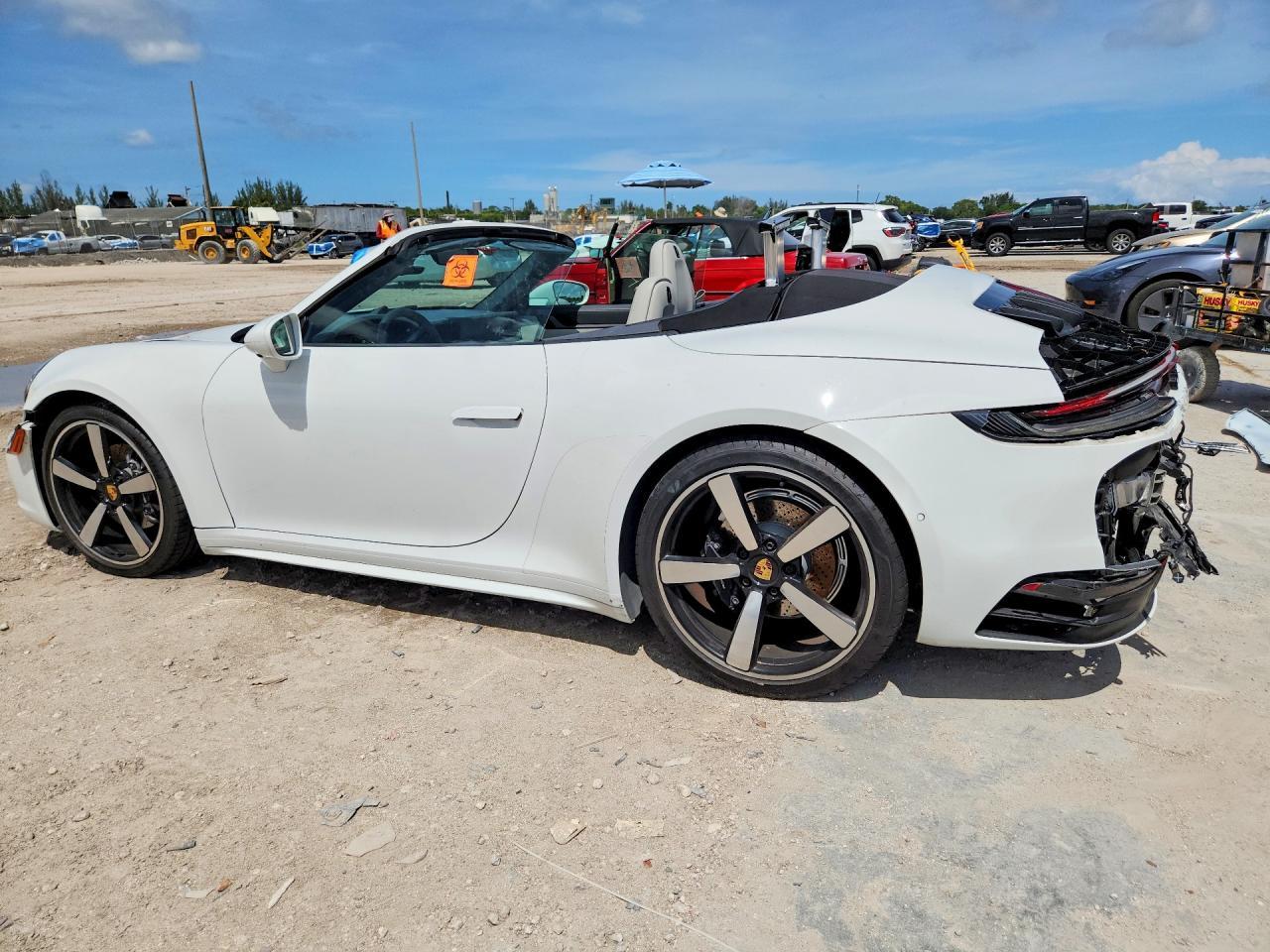 2024 Porsche 911 Carrera - Image 2