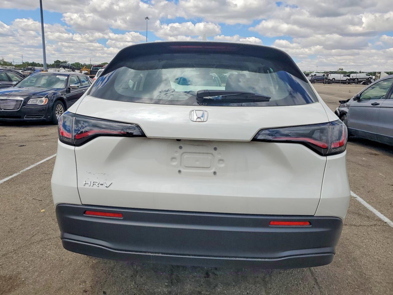2025 Honda Hr-V Lx - Фото 6