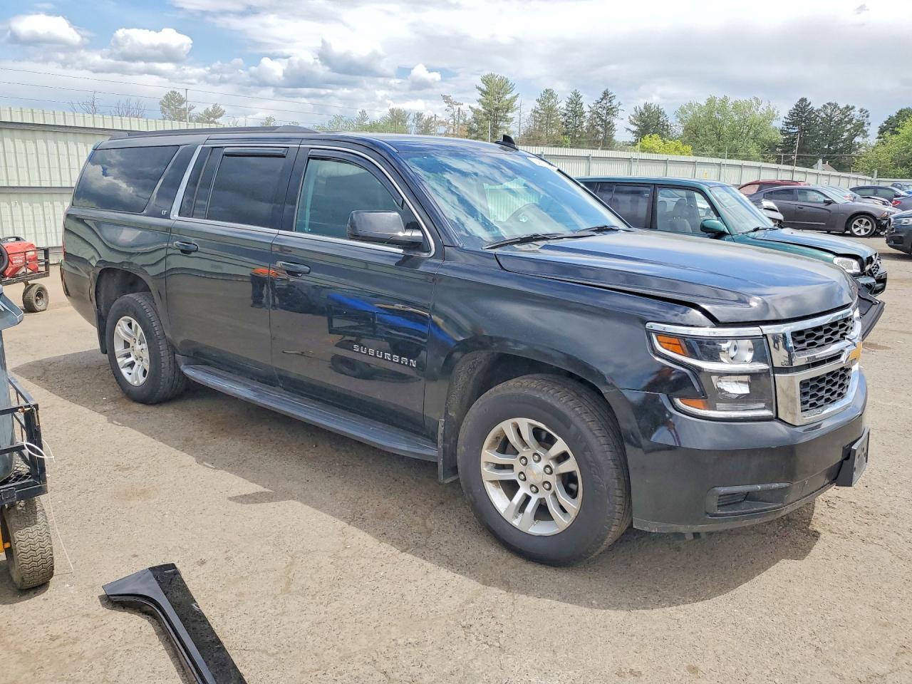2020 Chevrolet Suburban - Фото 4