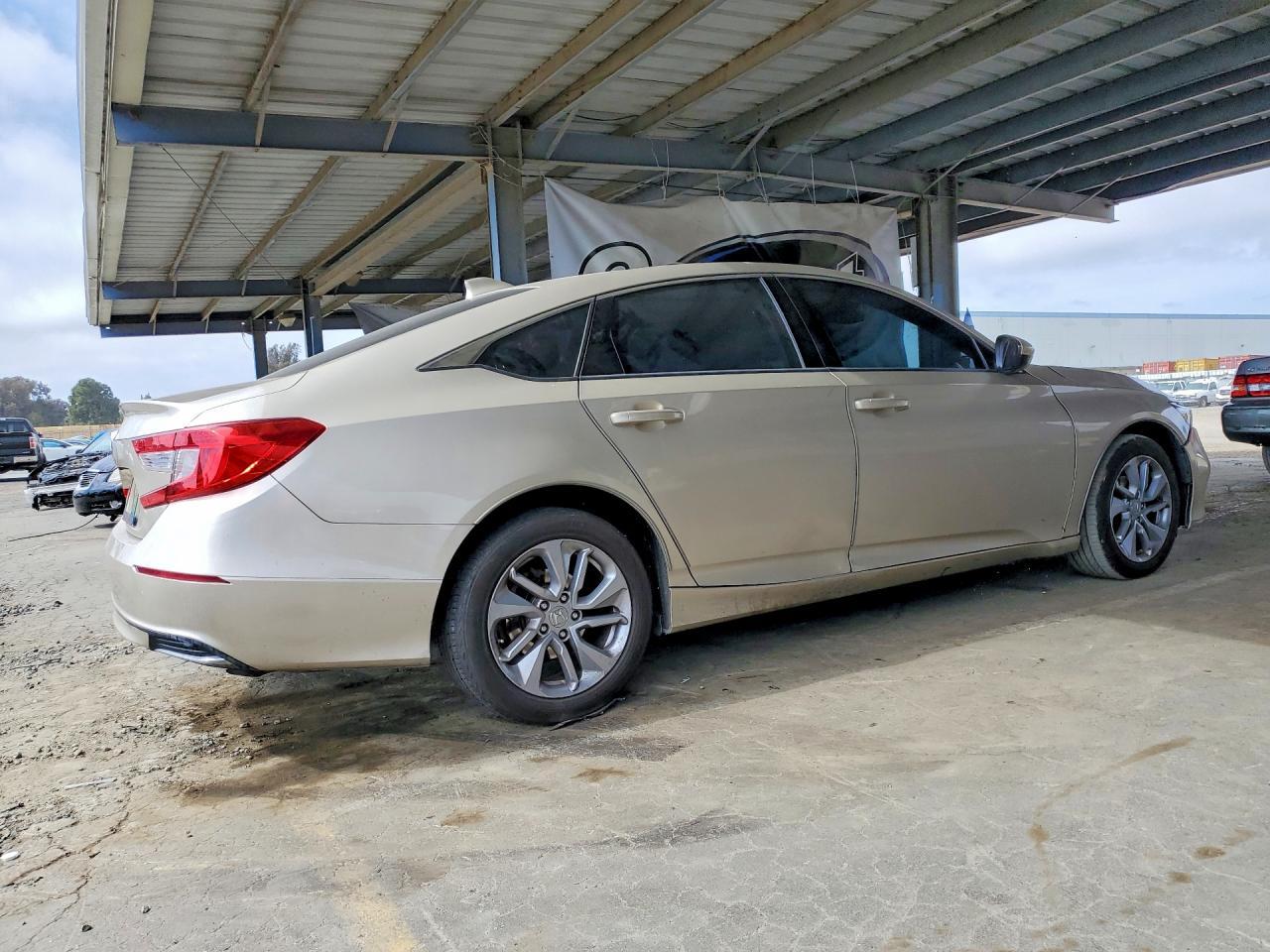 2018 Honda Accord Lx - Фото 3