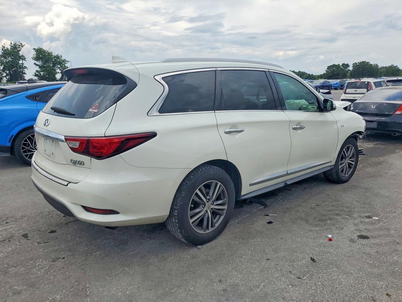 2018 Infiniti Qx60 Base - Фото 3