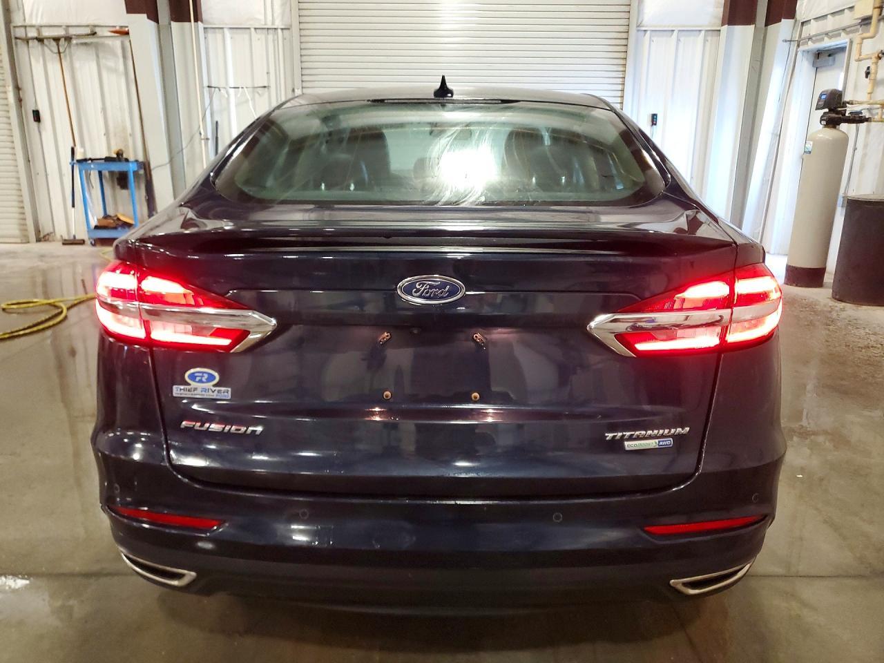 2020 Ford Fusion Titanium - Фото 6