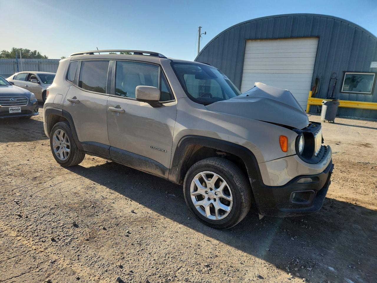 2015 Jeep Renegade Latitude - Image 4
