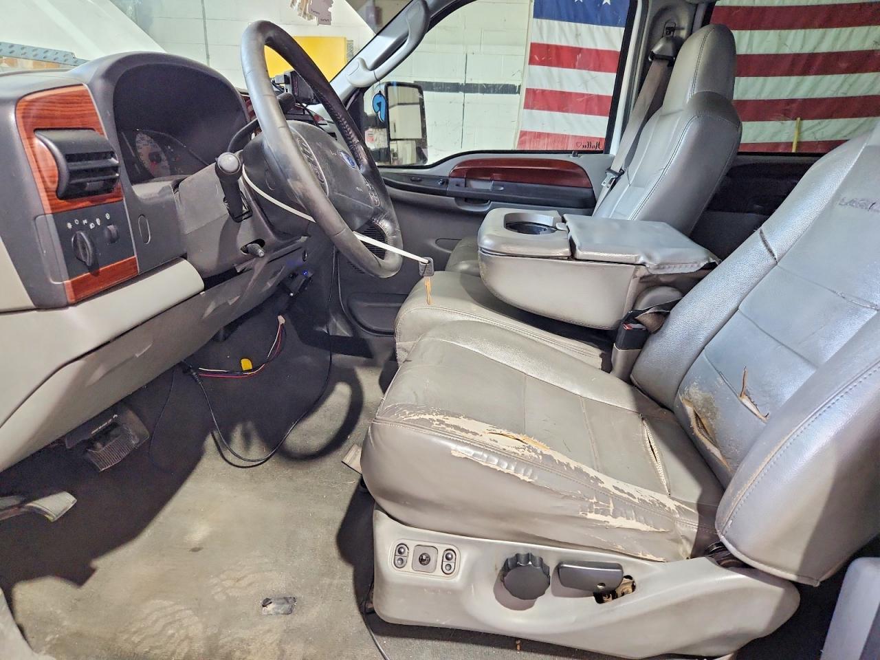 2007 Ford F250 Super Duty - Image 7