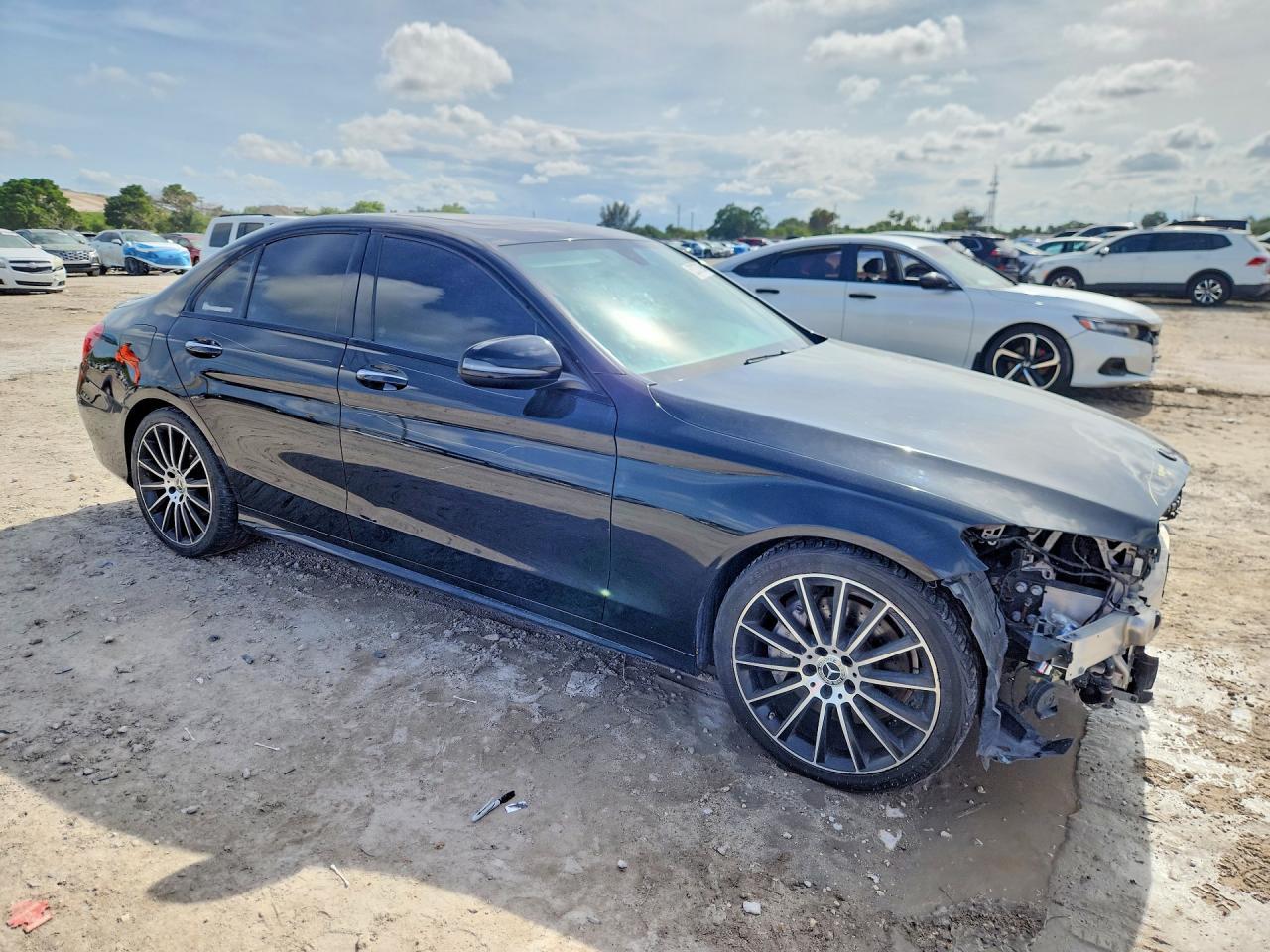 2019 Mercedes-Benz C 300 - Image 4