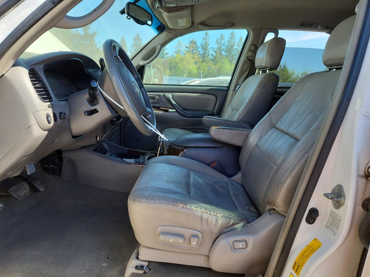 2004 Toyota Sequoia Sr5 - Фото 7