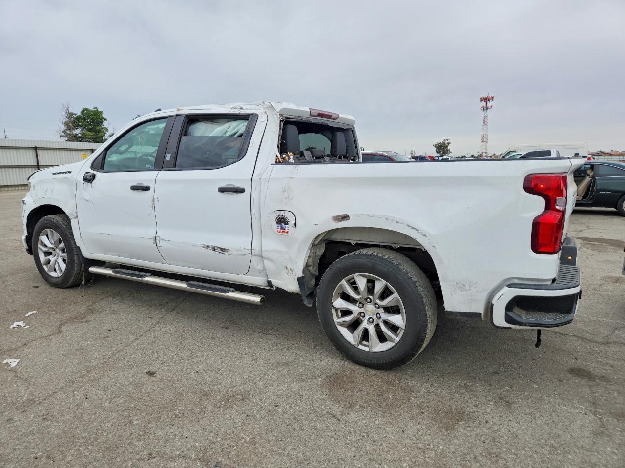 2021 Chevrolet Silverado C1500 Custom - Фото 2