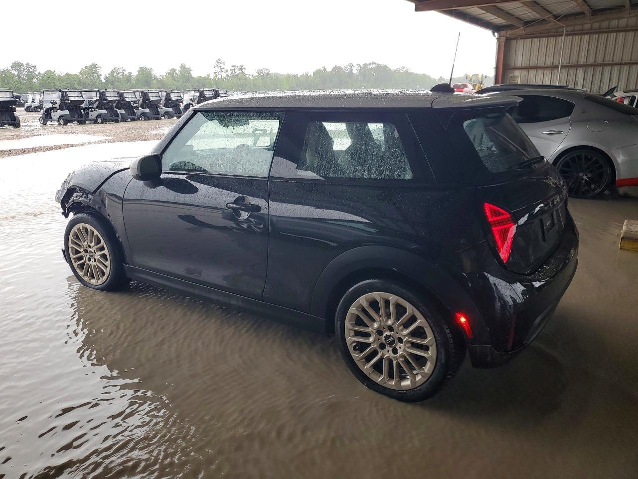 2025 Mini Cooper S - Фото 2