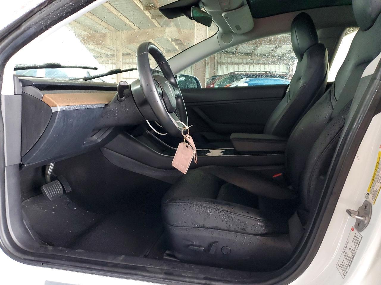 2018 Tesla Model 3 - Фото 7