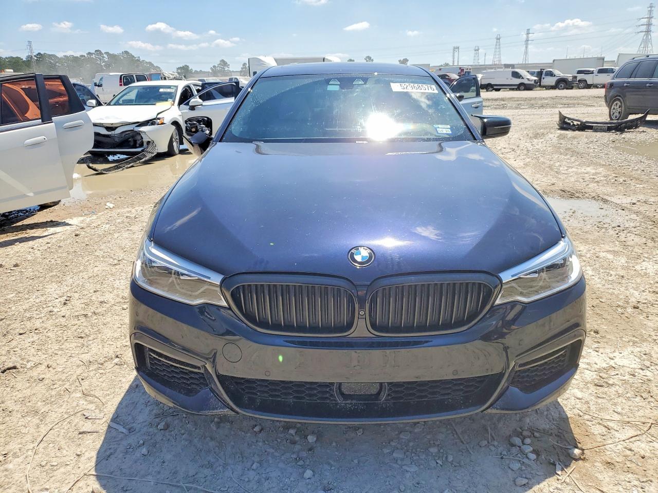 2018 BMW 540 - Image 5