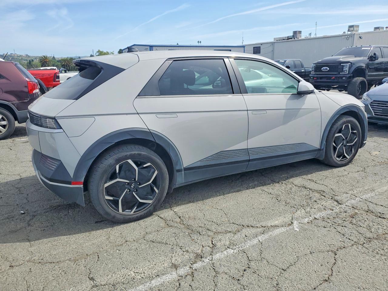 2024 Hyundai Ioniq 5 Sel - Image 3