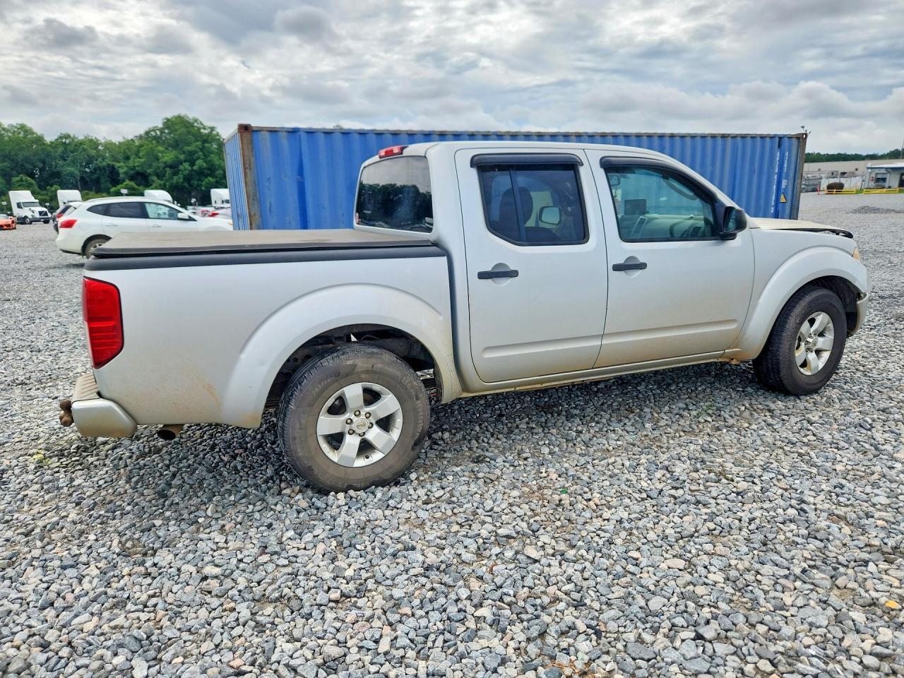 2011 Nissan Frontier S - Фото 3