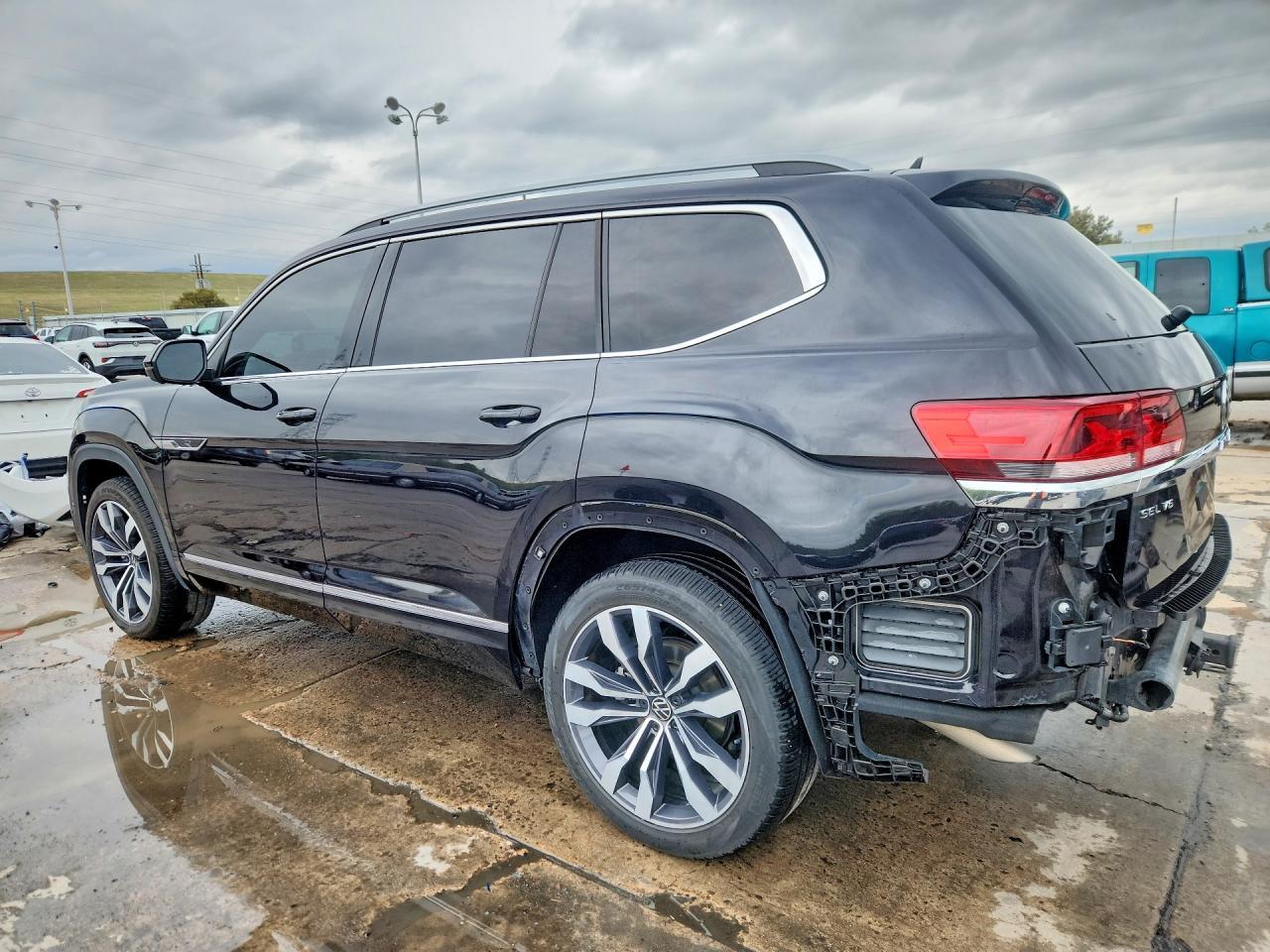 2022 Volkswagen Atlas Sel Premium R-Line - Фото 2