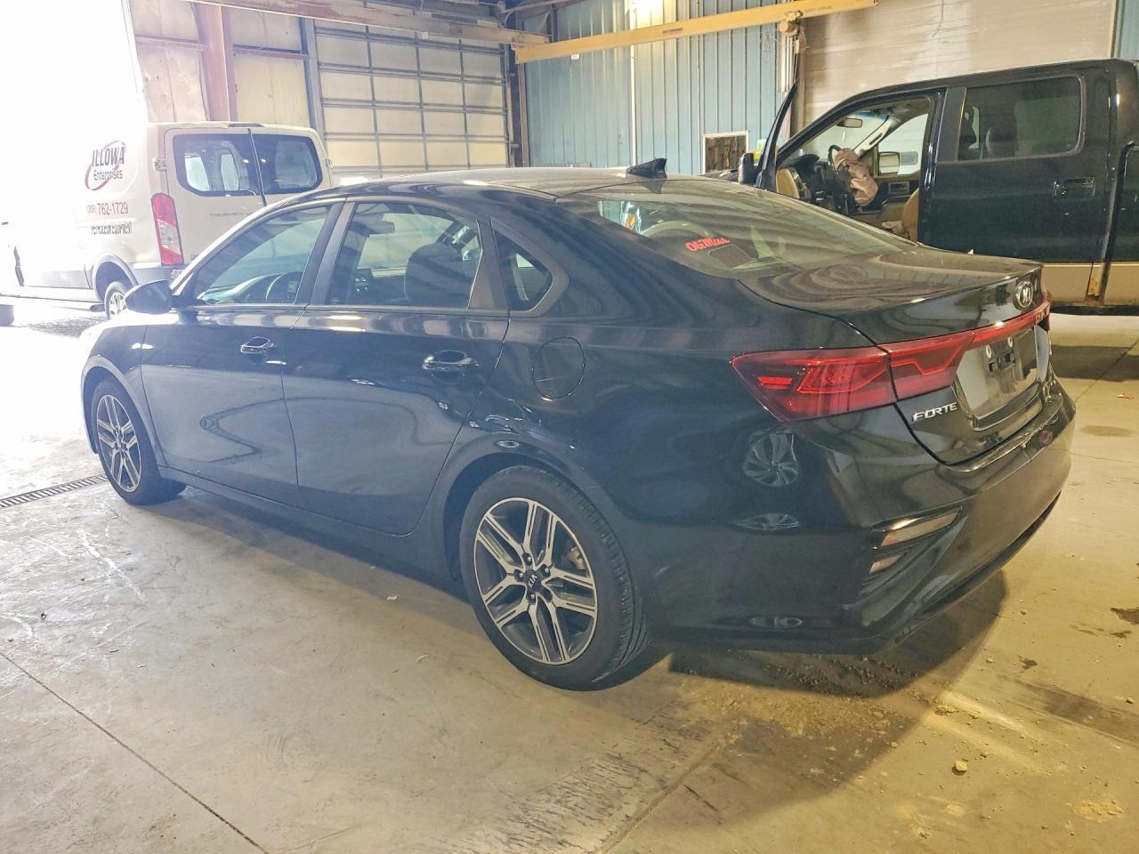2019 Kia Forte S - Image 2