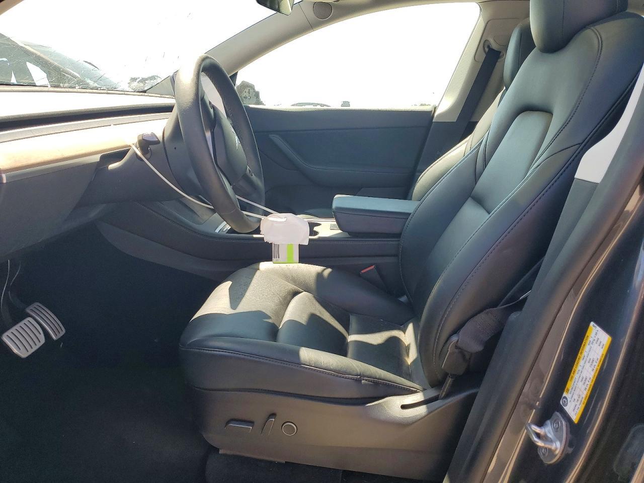2022 Tesla Model Y - Фото 7