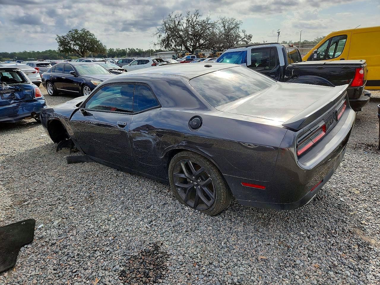 2023 Dodge Challenger Sxt - Image 2