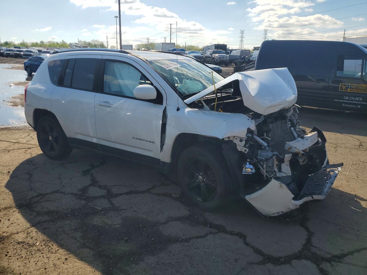 2016 Jeep Compass Latitude - Фото 4